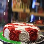 Red & White Roses Cake Round