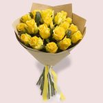 10 Yellow Roses Bouquet