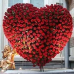 Send 400 Red Roses Heart Shope Arrangement