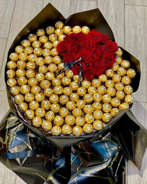 Frerro Rocher Lover Bouquet Send Frerro Rocher Lover Bouquet