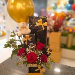 Customzied Box Roses And Gift Item
