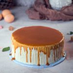 Vanilla Caramel Cake | Giftinday