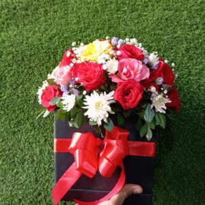 Send Mix roses Box Beautiful