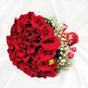 Send 2 Dozen Red roses With Gipso