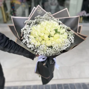 Send 30 White Roses And Gipso Imported