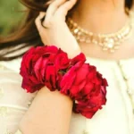 Send Ghulab Gajray Set ( Add ons item)