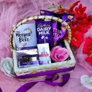 Send Gift Hamper For Mom