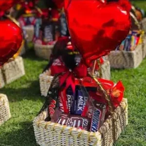 Send Love Basket Chocolate