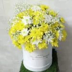 Send Yellow And White Arrangement Box
