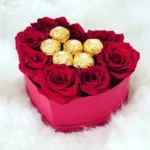 Chocolate and roses in heart box – Giftinday
