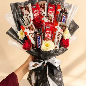 Sweet Noir chocolate bouquet with Kinder Bueno KitKat Snickers roses and daisies